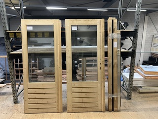 Vuren dubbel deurkozijn Hillhout